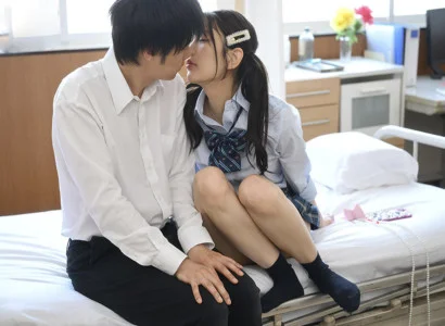 Đứa nam sinh yếu đuối bị khoa khôi địt trong lớp